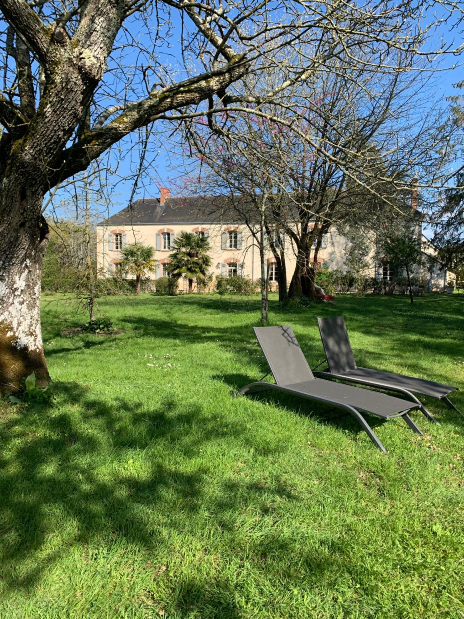 Manoir De Bel Ebat Hotel Crossac Exterior foto
